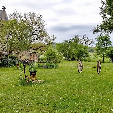 펜션 Rural - La Riviere Assoiffee *